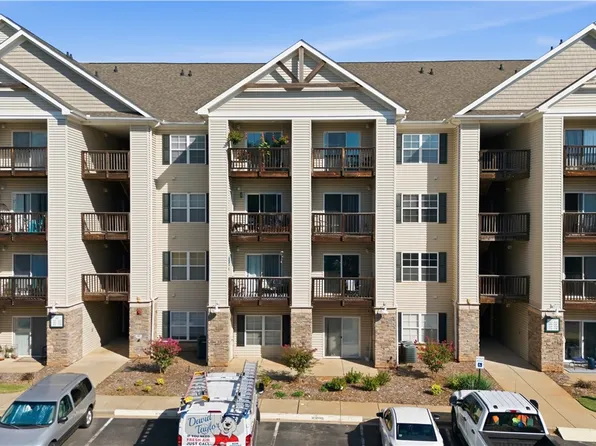 325 Lookover Dr, Anderson, SC 29621