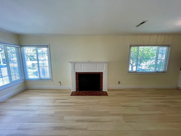 5008 8th Ave — Photo 8