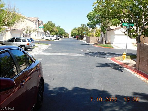 3rd image of 5720 Ness Ave