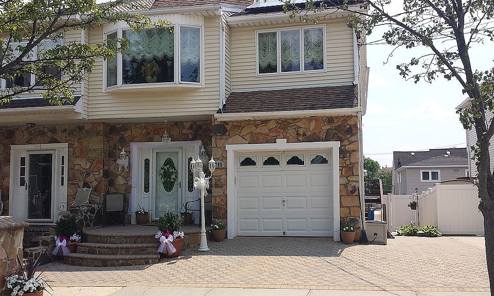 1st image of 782 Stafford Ave