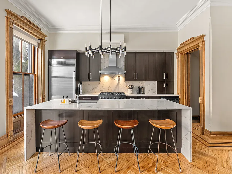 811 President St #2 — Photo 4