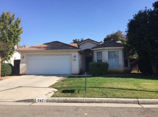 2421 S Marion Ave, Fresno, CA 93727