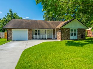 108 Carriage Ct, Summerville, SC 29486
