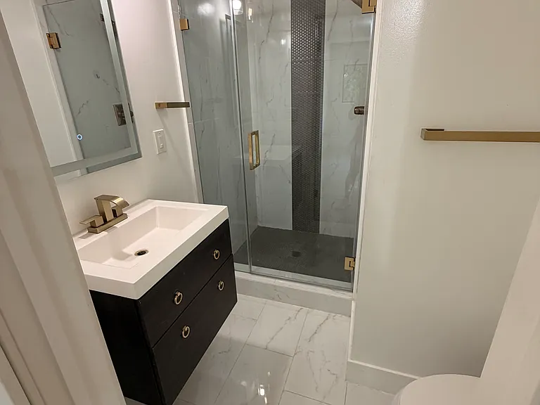 1609 Veteran Ave #3 — Photo 16