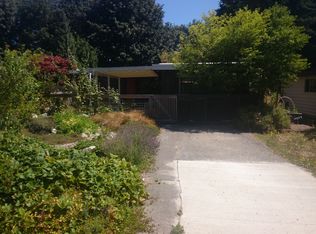 10516 8th Ave NW, Seattle, WA 98177