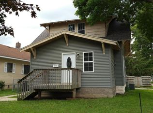 1011 5th St NW, Austin, MN 55912