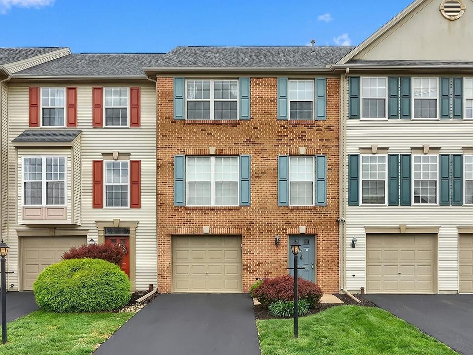 1st image of 122 Chandler Dr #122