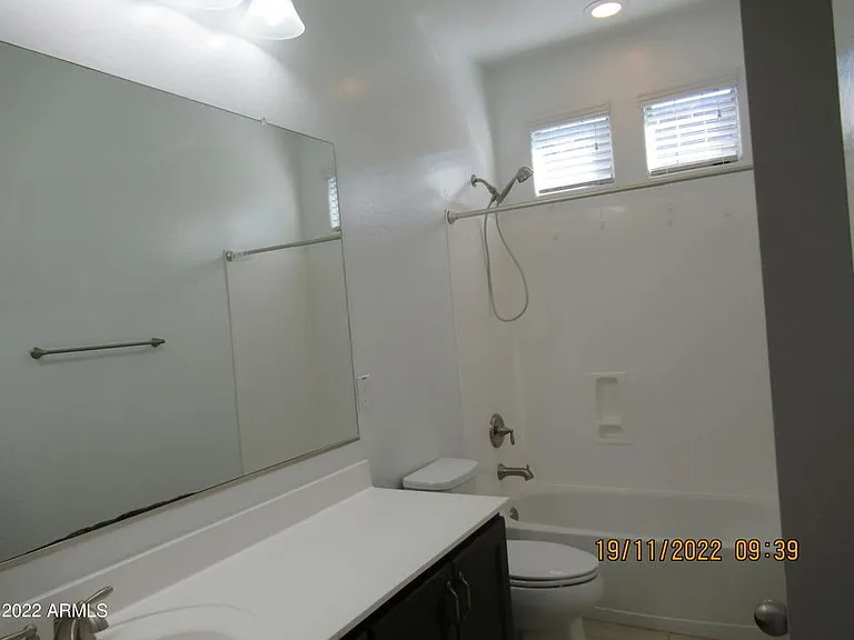 8530 W Flynn Ln — Photo 31