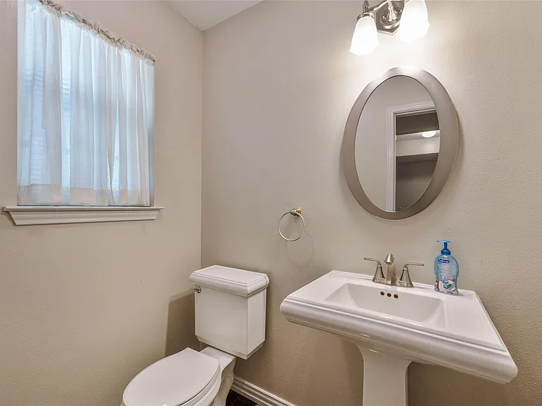 2824 S Logrun Cir — Photo 24