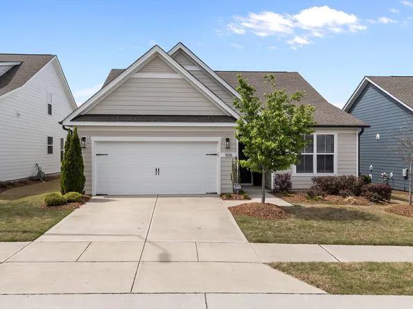 1616 Silver Spotted Way, Fuquay Varina, NC 27526