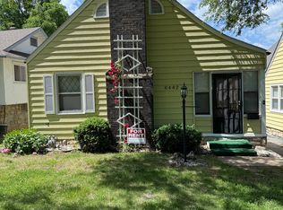 6442 Hagerwood Rd, Kansas City, MO 64132