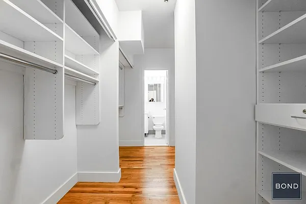 Rented by Bond New York | media 7