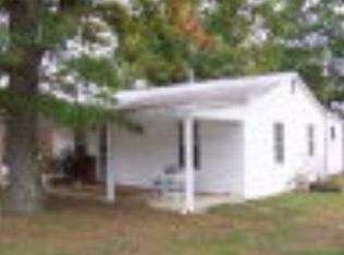 2041 Shula Dr, Hurt, VA 24563