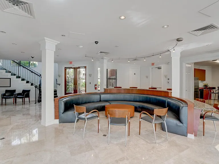 100 Uno Lago Dr #402 — Photo 36