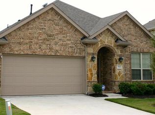 916 Lake Hollow Dr, Little Elm, TX 75068