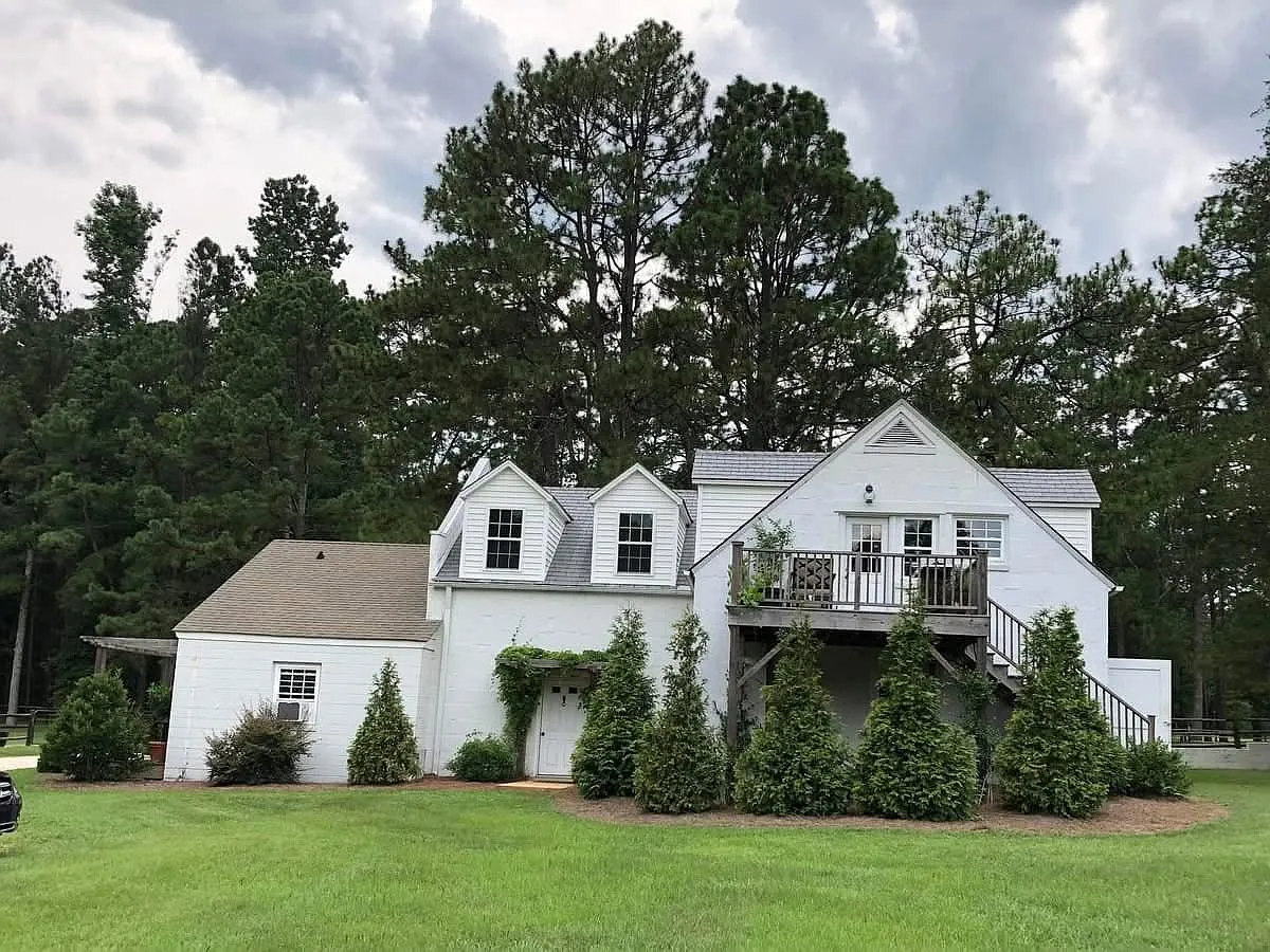 Building Photo - 184 Valleyfield Ln #184