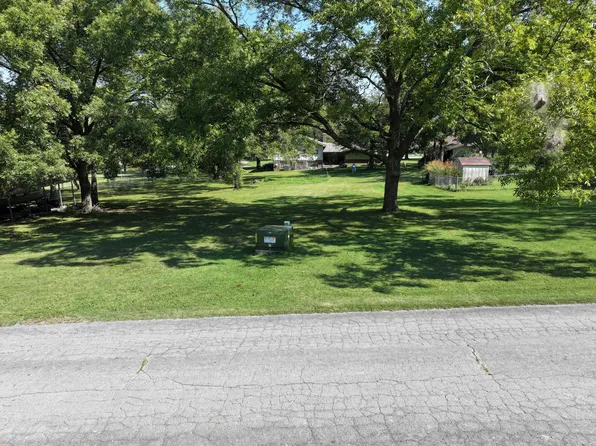 000 Elmwood Lane, Noel, MO 64854