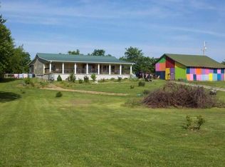 60 Thornburg Bnd, Irvine, KY 40336