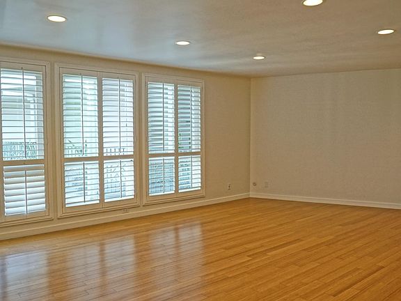 4th image of 4407 Francis Ave APT 306