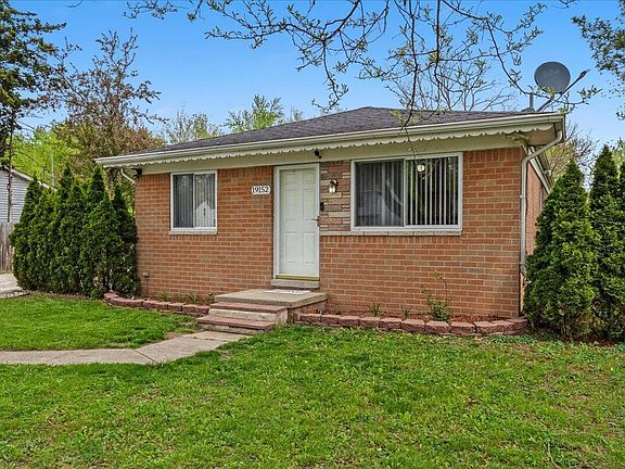 3rd image of 19152 Weyher St