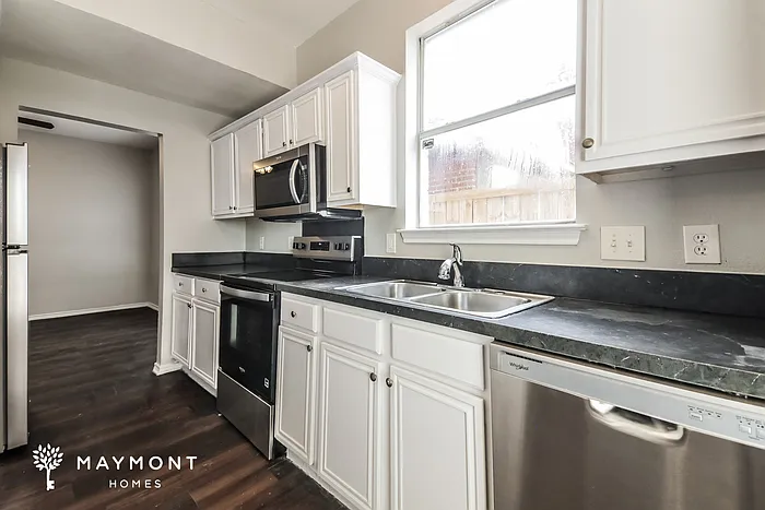 3336 Bellville Dr — Photo 6