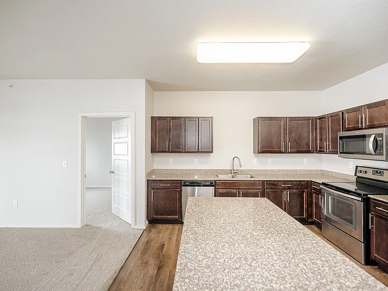 Kascade Place Apartments — Photo 105