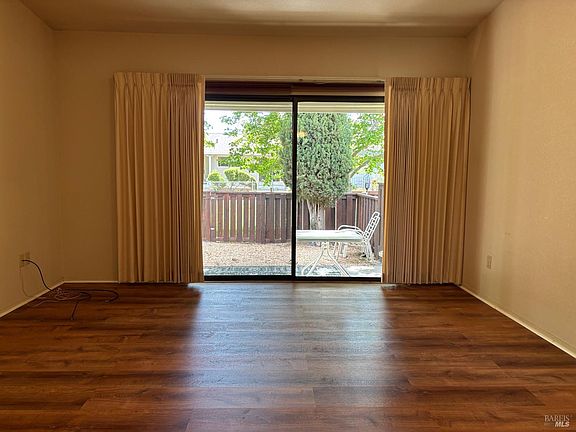 4th image of 160 Bryce Way