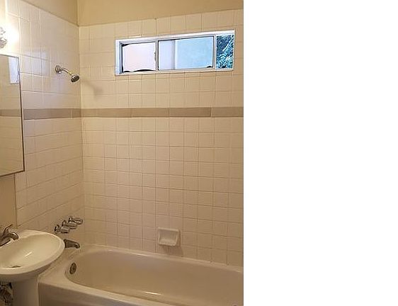 4th image of 5325 Howard Ave