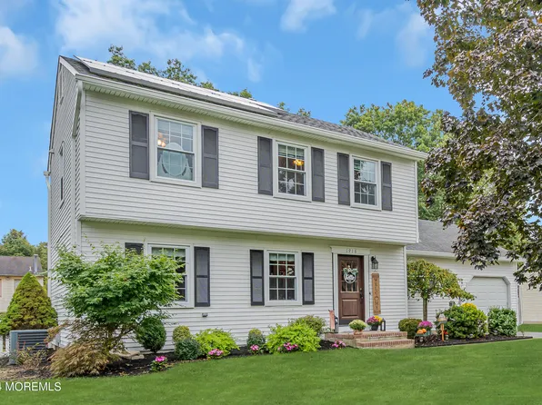 1916 Powder Horn Road, Toms River, NJ 08755