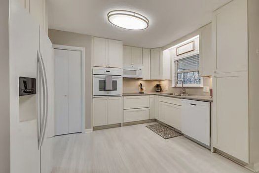 5th image of 5013 Emerald Dr