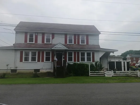 92 S Governor Printz Blvd, Lester, PA 19029