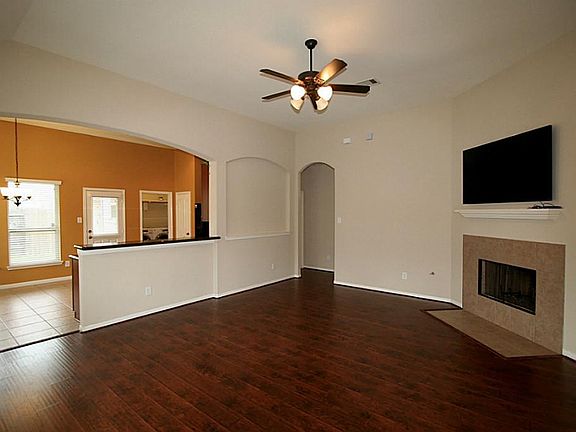 5th image of 9907 Blissfull Valley Ln