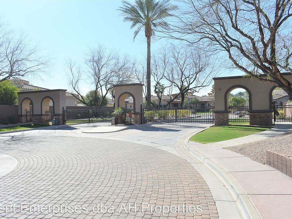1st image of 3888 E Bellerive Dr