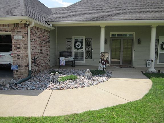 2nd image of 103 Olde Trace Dr