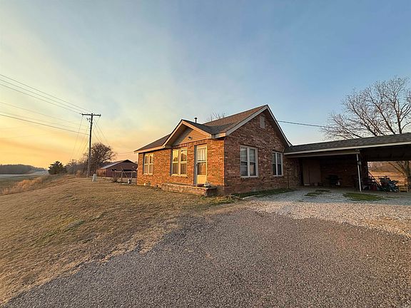 2nd image of 298 Highway 64 W