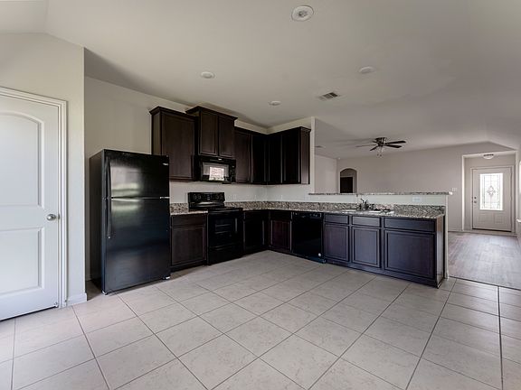 4th image of 13333 Harry S Truman Dr