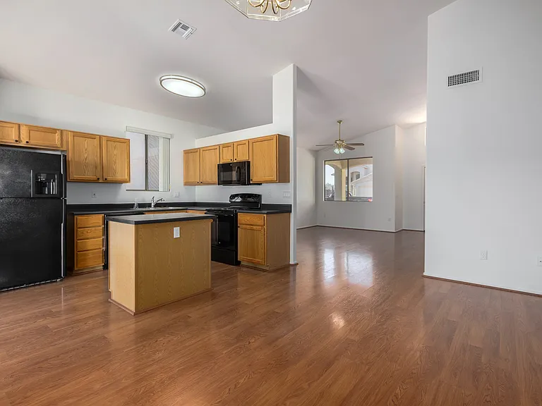 10223 E Prospect Vista Way — Photo 10