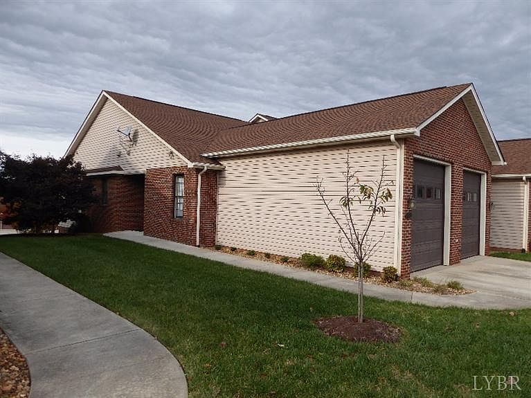 1st image of 1480 Valley Vista Ln