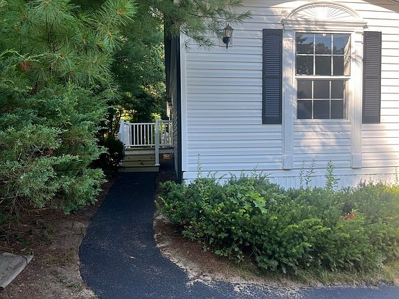 2nd image of 10 David Rd