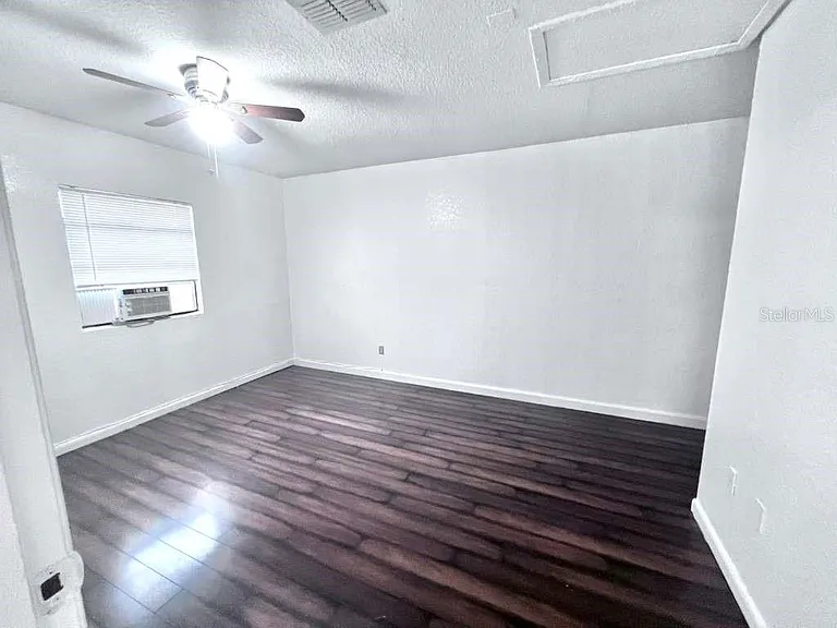 3409 Vorden St — Photo 24
