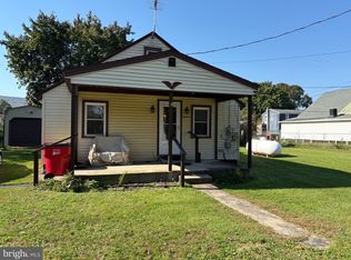 18 Fairfield St, Mount Holly Springs, PA 17065