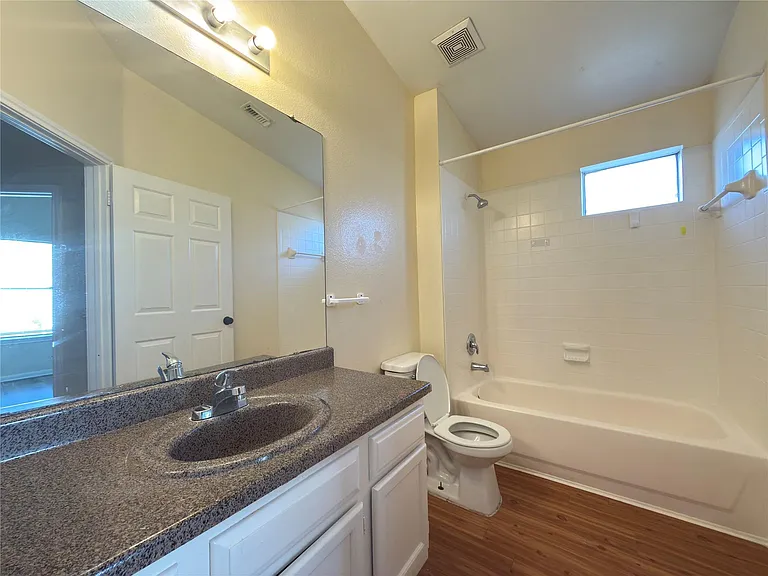15743 Ridgegate Rd — Photo 12
