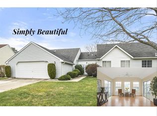 633 Madison Dr, Monroe Township, NJ 08831