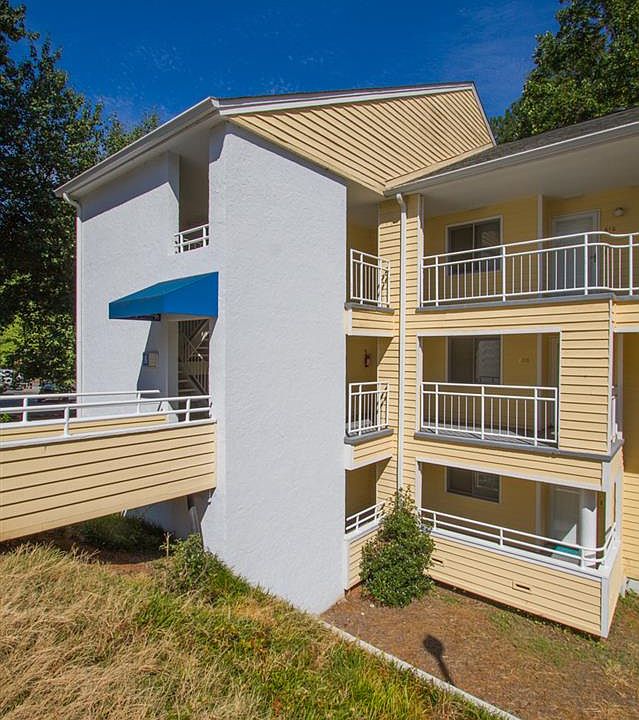 1st image of 601 Northlake Dr
