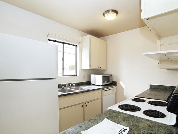 3rd image of 4180 39th St APT 15