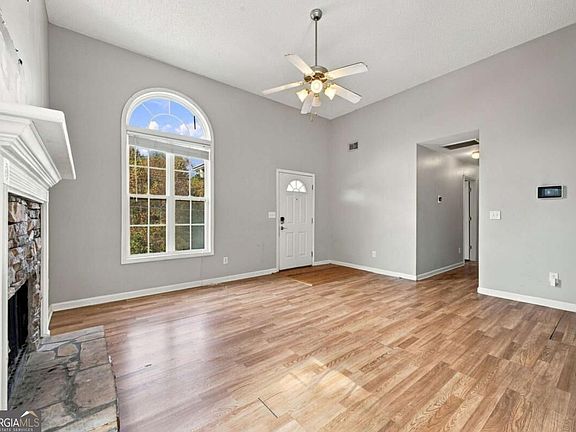 3rd image of 20 Pinnacle Point Way