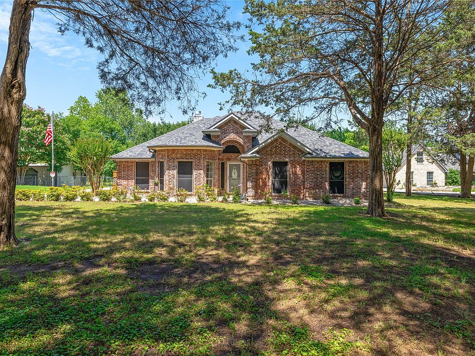 1st image of 2807 Brookhollow Dr