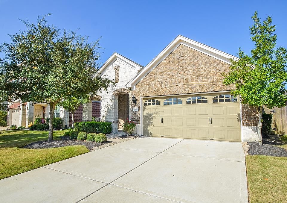 1st image of 24434 Dartford Springs Ln