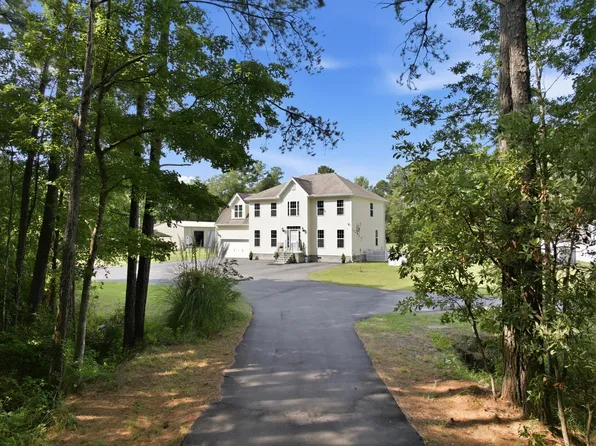 145 Notta Way, Moncks Corner, SC 29461