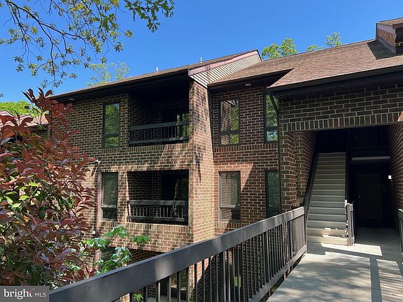 2nd image of 23240 Chestnut Oak Ct APT 1045